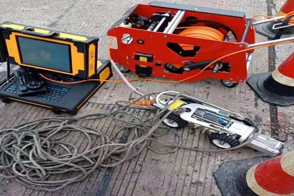 湛河CCTV管道检测机器人