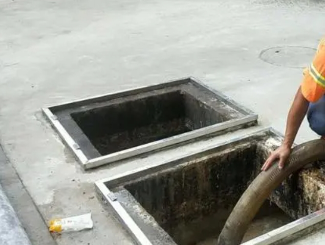 湛河化粪池清理